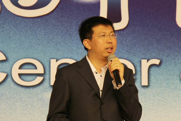 �����|�����������Ƅӻ�(li��n)�W(w��ng)�r���ĺ������İl(f��)չ