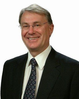 UT˹�_��ǰCEOƤ�ء����R��Ħ��(Peter Blackmore)